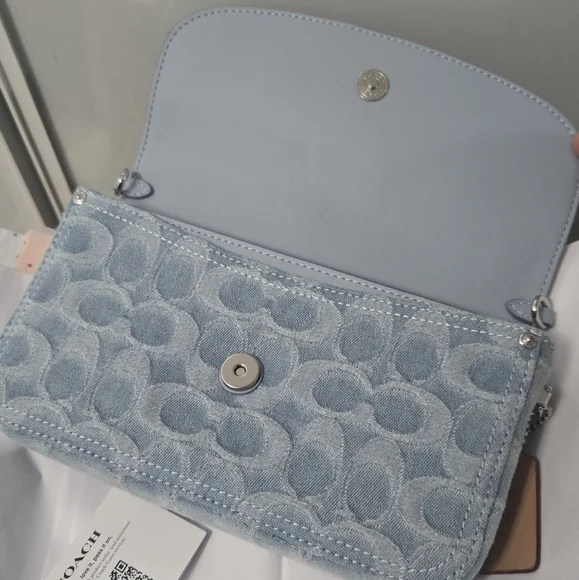 Coach Hayden Crossbody In Signature light Denim crossbody clutch Limited Edition - Picture 7 of 9